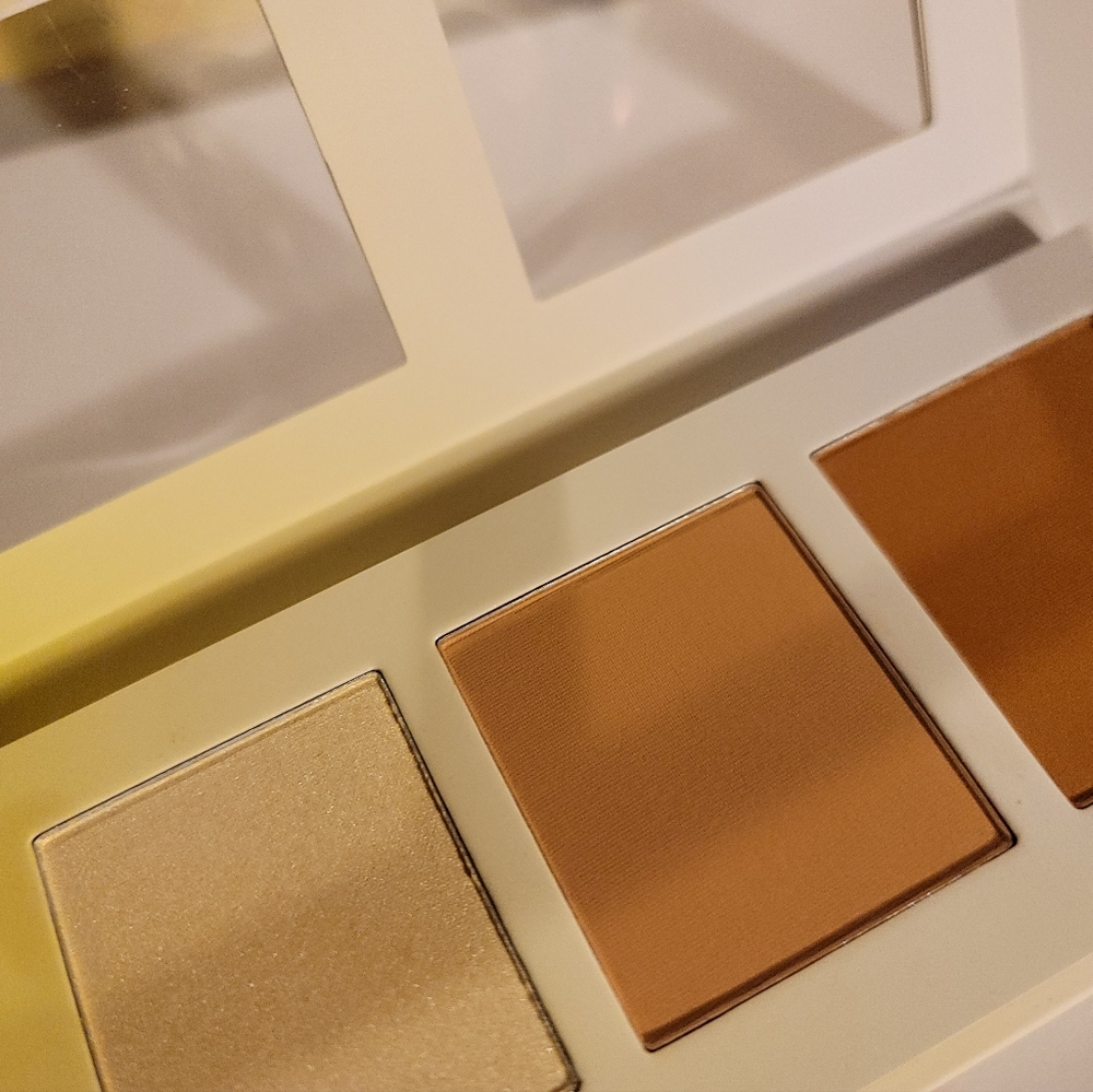 🚀3/$15 Beauty Bakerie Face Palette - Lemon Bar NIB - Picture 6 of 11